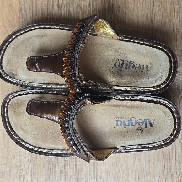 Alegria Women's Brown Sandals size 38 Topaz Accents - Picture 2 of 7